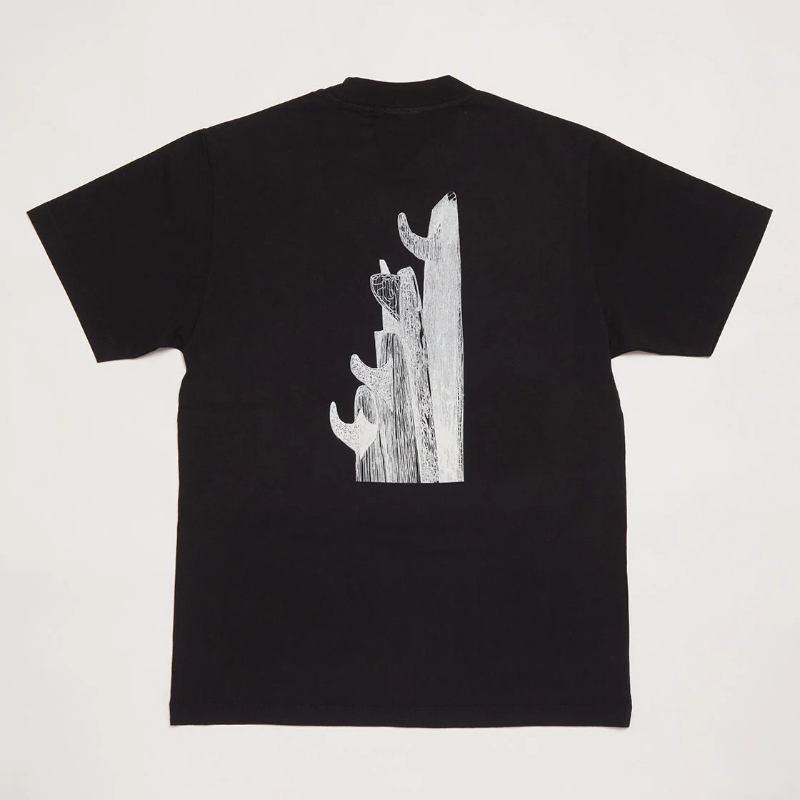 The Immortalized Quiver by Elle T-shirt (Black) – Yellow Rat