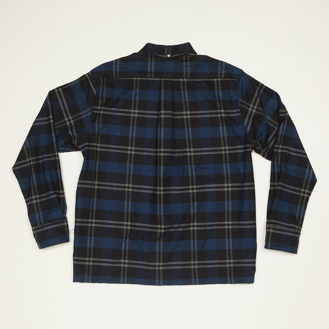 Convertible Collar Button-down Shirt (Navy x Black)